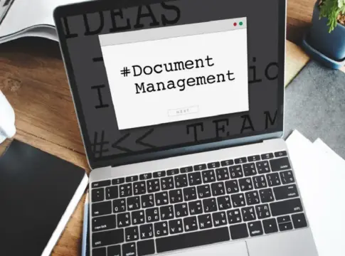 Documentos en PDF. Imagen de rawpixel.com en Magnific Documentos en PDF