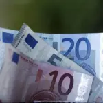 Cambiar de banco o de producto de ahorro: ¿Por qué y cuándo se deciden los españoles? 1 Merca2 El ahorro de los españoles es menor al de otros europeos