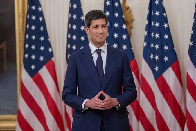 Tras Jackson Hole, los analistas ven un riesgo creciente de que la Fed suba los tipos en septiembre 1 Merca2 Imagen: Reserva Federal. Kevin Warsh, presidente. EP