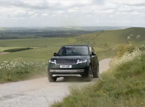 RANGE-ROVER-ELECTRIC-DYNAMIC-STILL Range Rover Electric