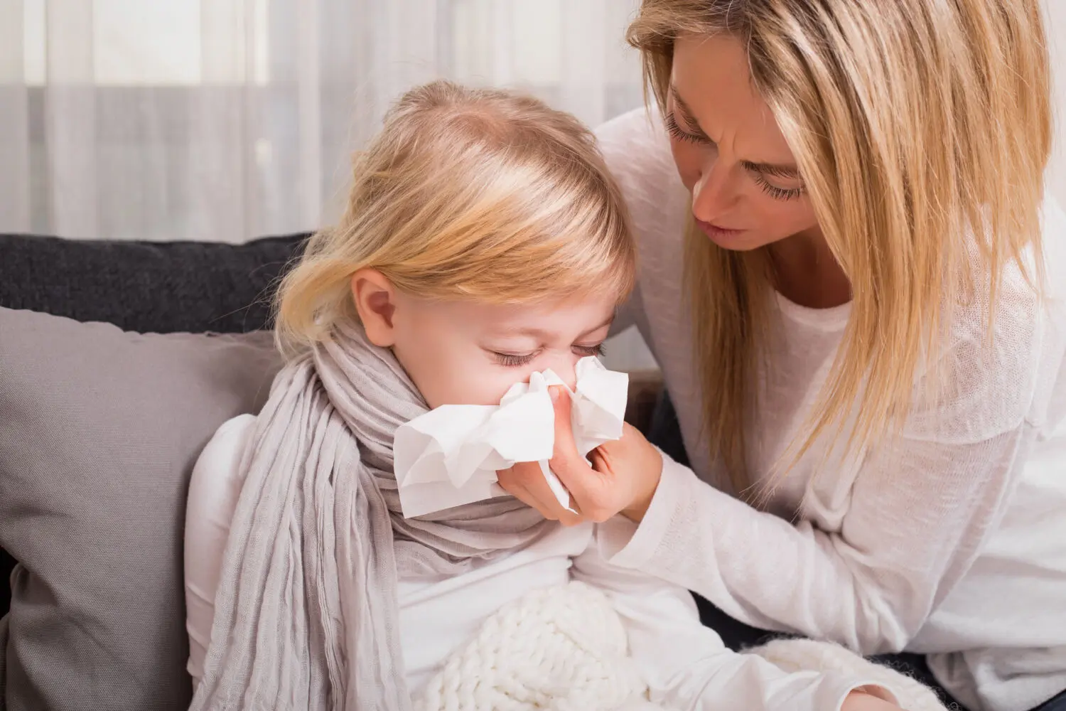 Alerta sanitaria en Madrid: los catarros y virus de otoño se adelantan varias semanas este año Alerta sanitaria en Madrid: los catarros y virus de otoño se adelantan varias semanas este año