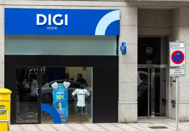Movistar "premium" y O2: la estrategia de pinza de Telefónica para frenar a Digi en la guerra de portabilidades 2 Merca2 Tienda de Digi en Castilla. Fuente: Agencias
