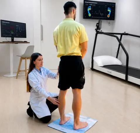 Unidad de Podología y Biomecánica Unidad de Podología y Biomecánica