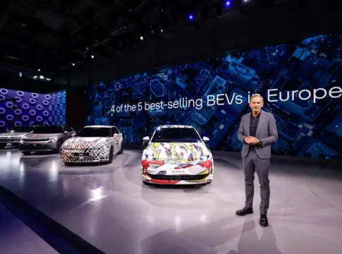 Volkswagen. Oliver Blume con ID Polo, Cupra, Raval, Skoda Epiq y ID. Volkswagen. Oliver Blume con ID Polo, Cupra, Raval, Skoda Epiq y ID.