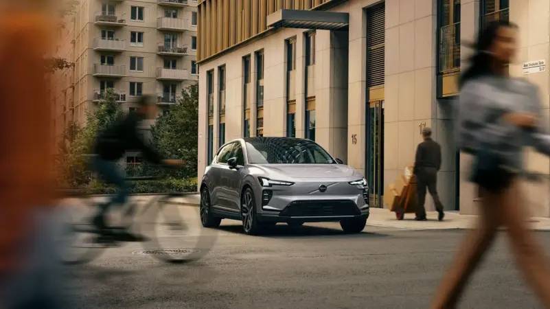 Volvo EX60: el SUV eléctrico que promete cambiarlo todo (y hasta 810 km de un tirón) 6 Merca2 Volvo EX60