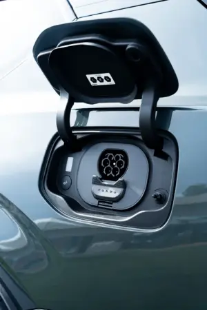 Volvo EX60: el SUV eléctrico que promete cambiarlo todo (y hasta 810 km de un tirón) 1 Merca2 Volvo EX60 SUV eléctrico
