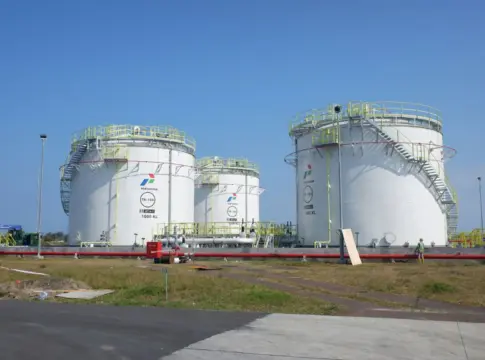 aranceles-energia-rusa-gnl-europa-portada aranceles energía rusa