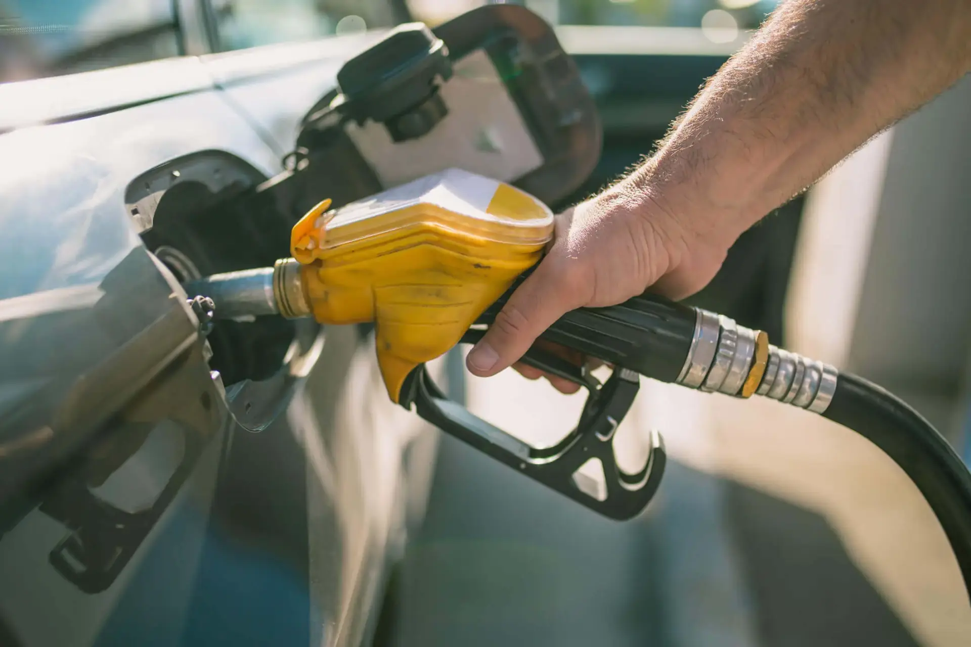 Si vas a repostar esta semana, espera al 1 de octubre: la guía rápida para no perder el nuevo descuento del Gobierno Si vas a repostar esta semana, espera al 1 de octubre: la guía rápida para no perder el nuevo descuento del Gobierno