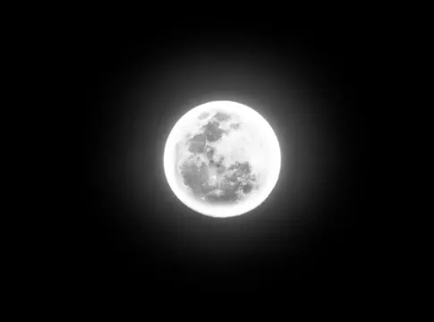 formacion-luna-cinco-horas-impacto-portada formación de la Luna