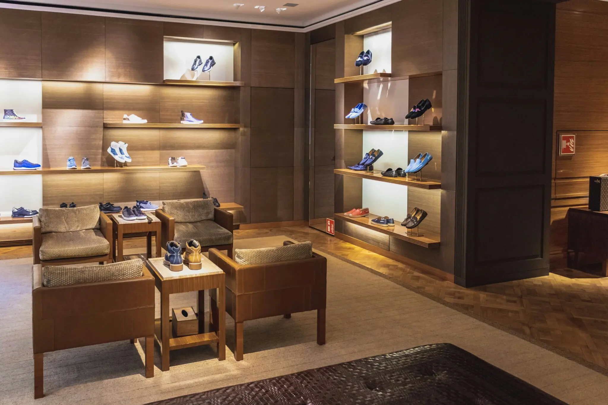 LuxExperience sigue en crecimiento: Net-a-Porter y Mr Porter recuperan la venta a precio completo
