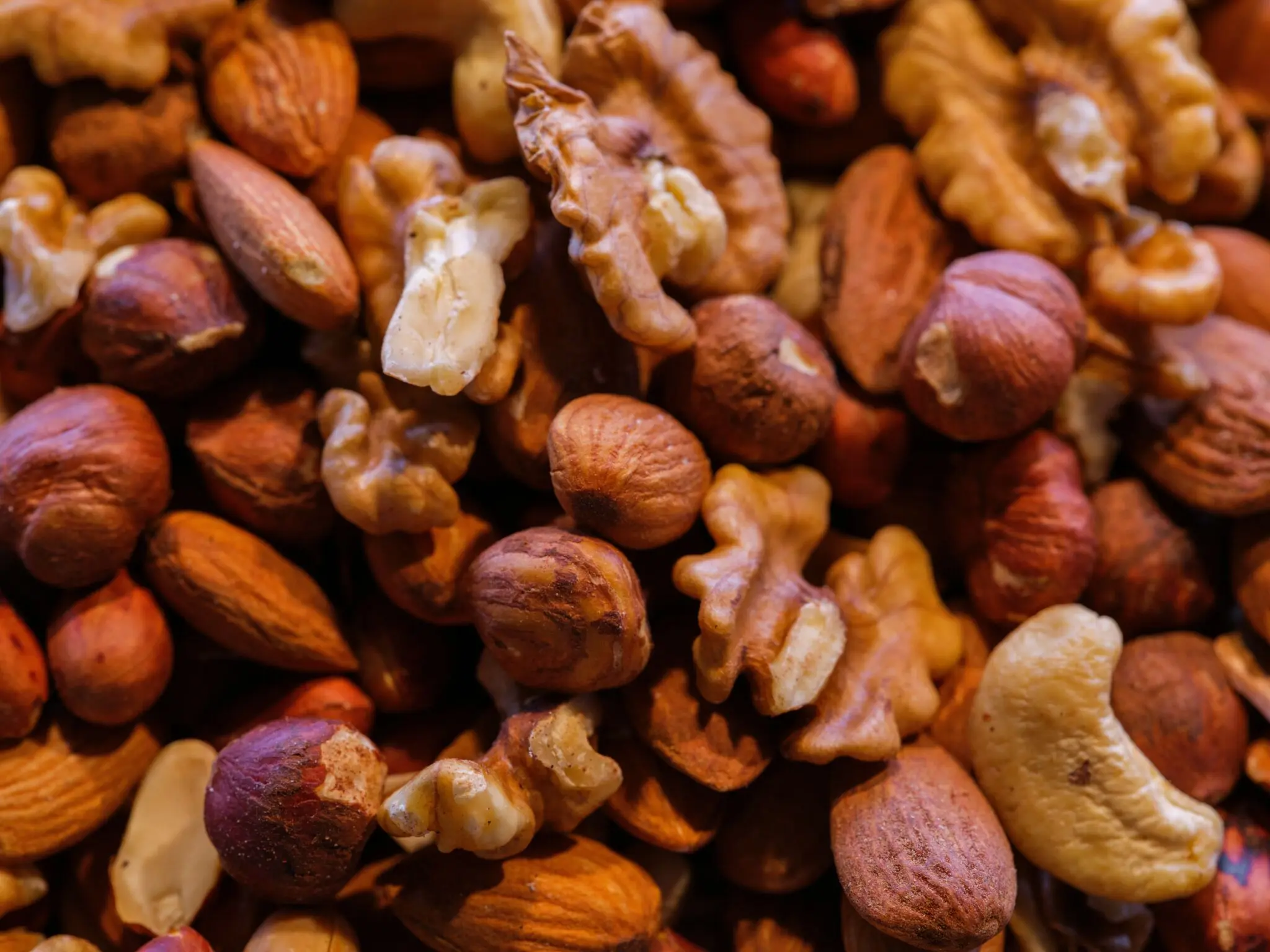 Los pistachos, las proteína y las fibra: el snack saciante que sostiene tu energía entre horas 1 Merca2 frutos secos con más proteína