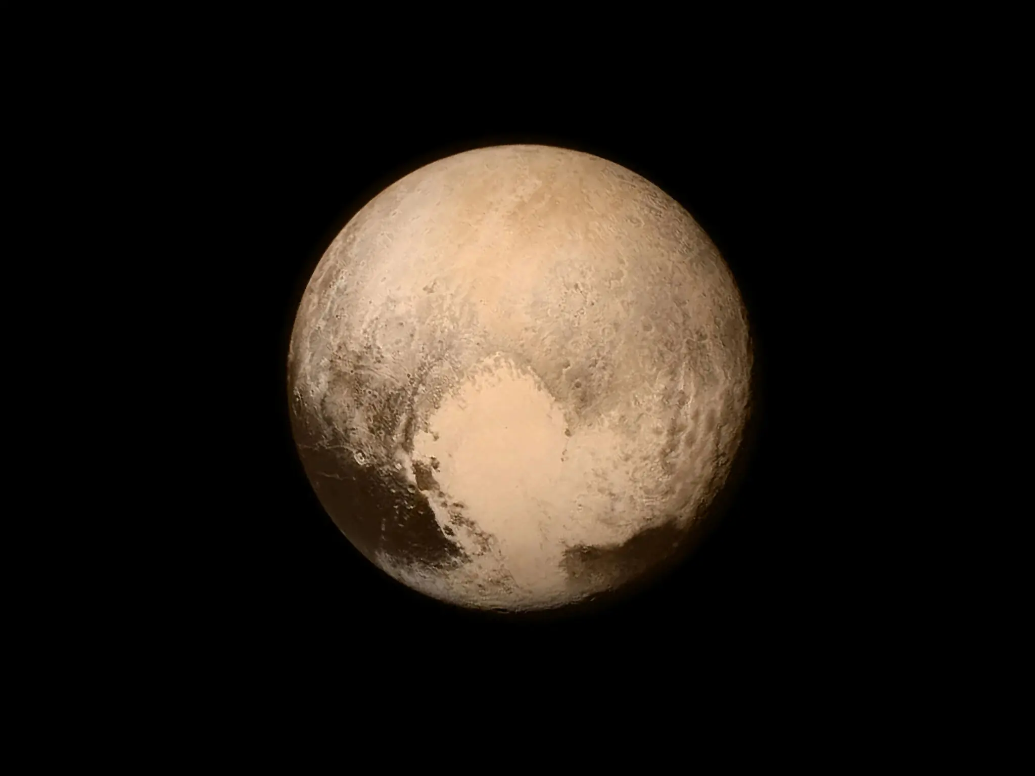 Plutón: New Horizons muestra un mundo helado mucho más colorido de lo que ve el ojo humano 1 Merca2 imagen Plutón