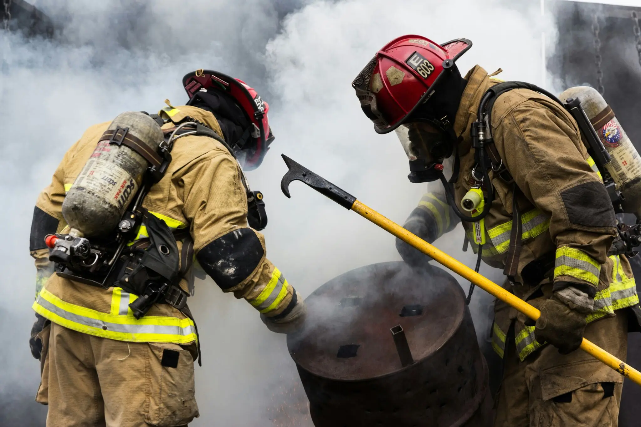 Las Palmas de Gran Canaria convoca 139 plazas de promoción interna para bomberos 1 Merca2 oposiciones bombero Las Palmas