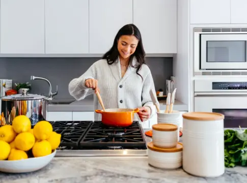 proteina-menopausia-masa-muscu-necesidades-de-prote-1 necesidades de proteína mujeres