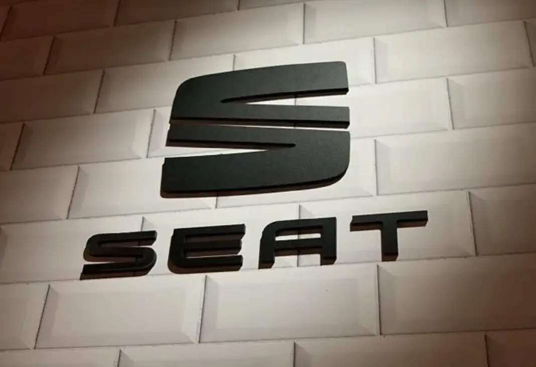 Seat Seat