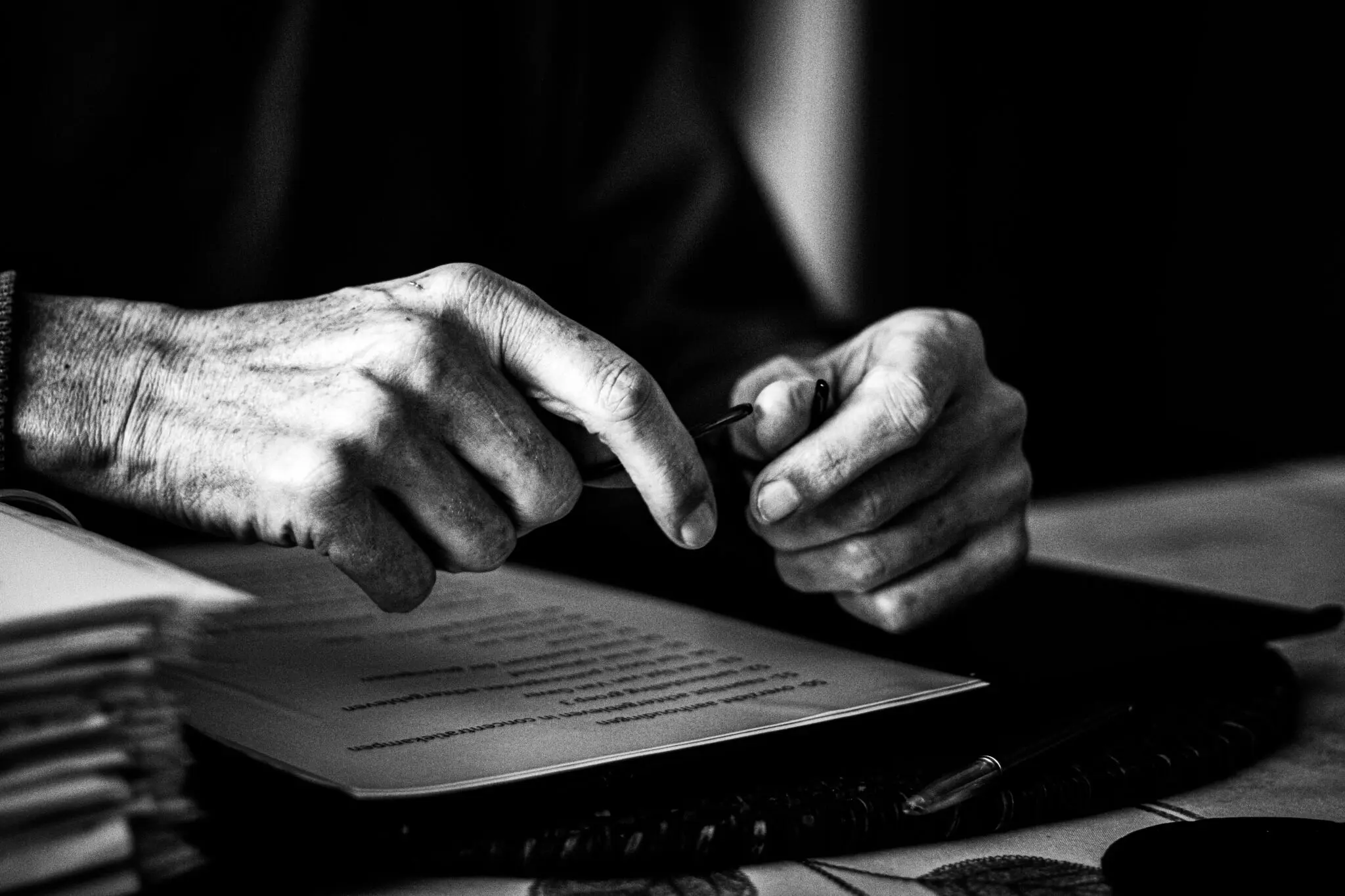 Las tres novedades del subsidio para mayores de 52 años: cuánto se cobra y qué requisitos cambian 1 Merca2 subsidio desempleo 52