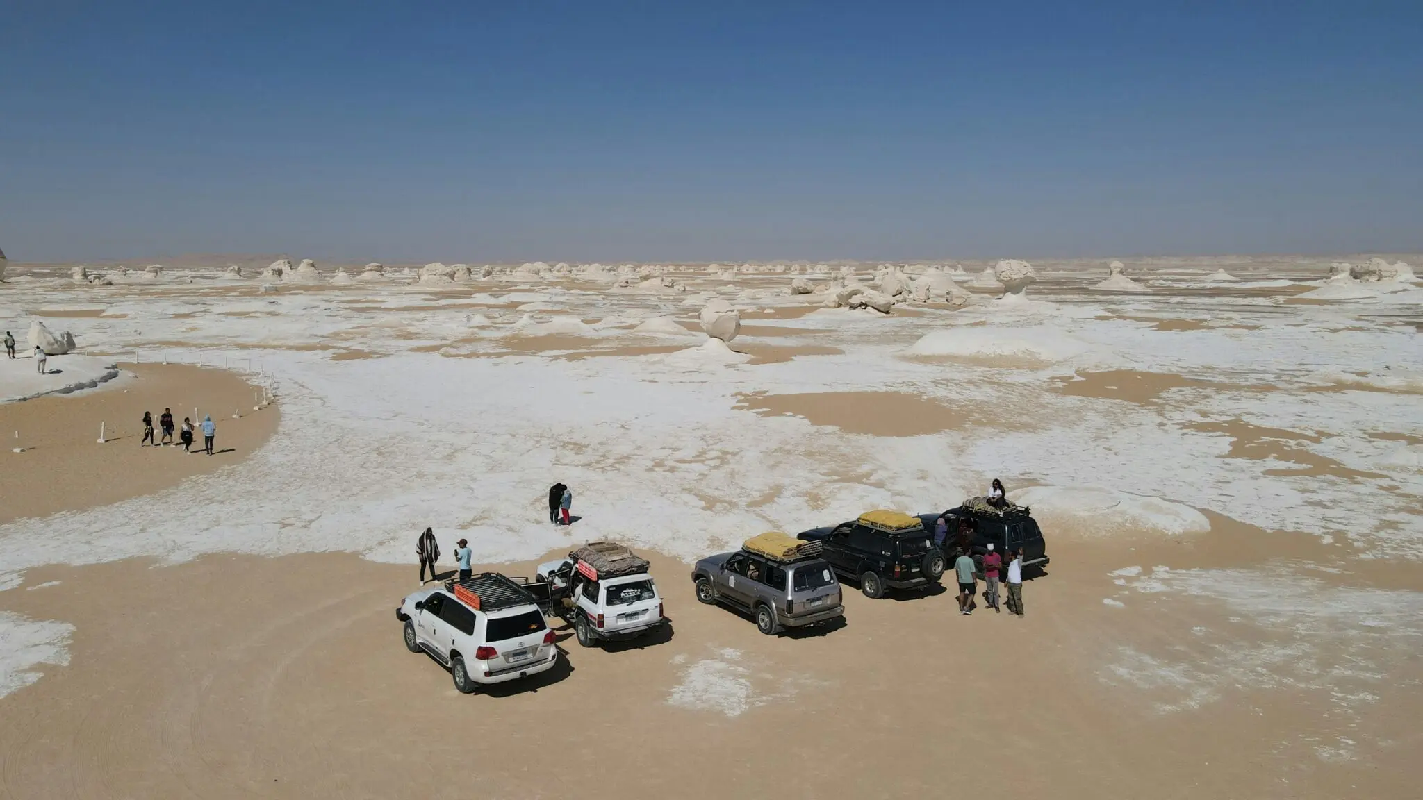 Arqueólogos españoles hallan en Egipto una tumba egipcia de 4.400 años con los colores originales intactos 1 Merca2 arqueólogos españoles Egipto
