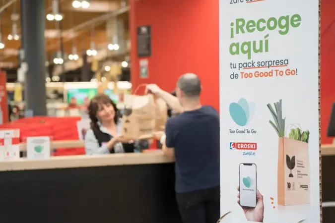 Los supermercados cambian la cesta de la compra para evitar que tires comida: Dia apuesta por envases pequeños y Eroski, por descuentos 2 Merca2 EROSKI_Too_Good_To_Go, Dia