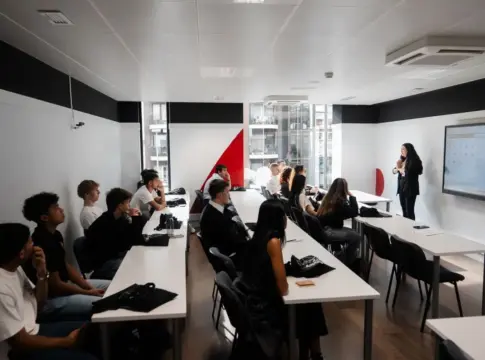 GBSB Global El sector de la educación empresarial en España