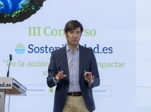 Ayvens defiende que la sostenibilidad debe mejorar la productividad y el negocio de la movilidad Ayvens defiende que la sostenibilidad debe mejorar la productividad y el negocio de la movilidad