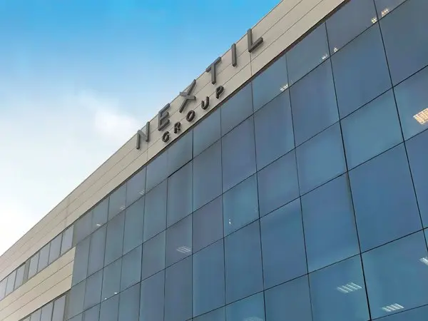 Nextil crece con fuerza, pero admite que necesita completar su expansión corporativa para cumplir el plan 2026-30 2 Merca2 Sede de Nextil. EP