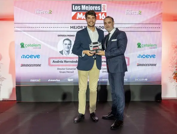 Premios Motor16 2026: una gala, en el 43 aniversario, que celebra la excelencia 10 Motor16 PREMIO OMODA FERNANDO POVEDA Merca2