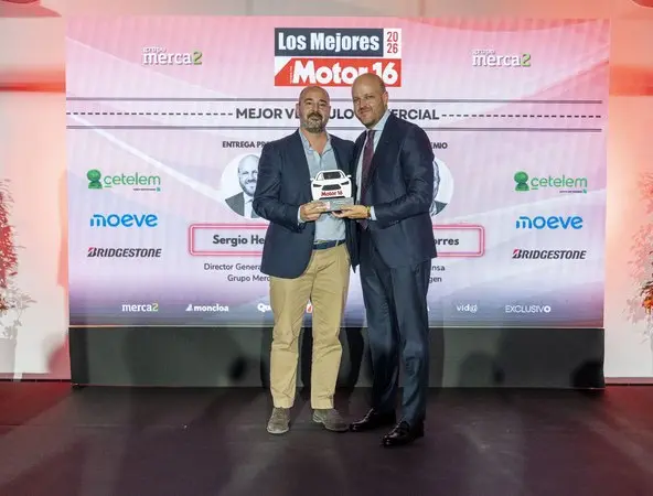 Premios Motor16 2026: una gala, en el 43 aniversario, que celebra la excelencia 14 Motor16 PREMIO VOLKSWAGEN JOAQUIN TORRES Merca2