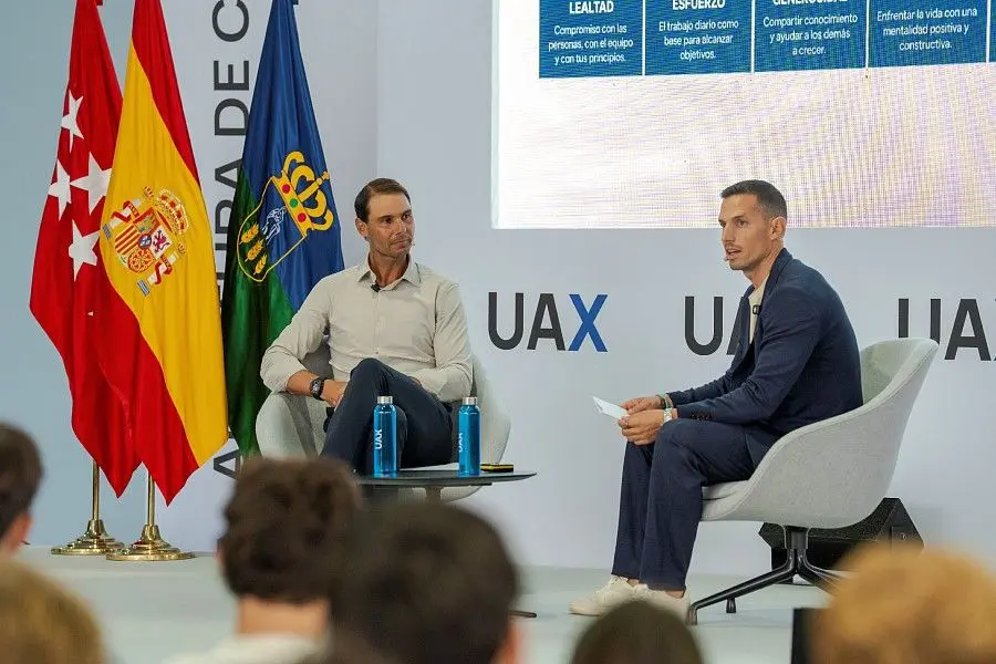 Rafa Nadal inaugura el curso 2026-2027 en la Escuela Universitaria UAX