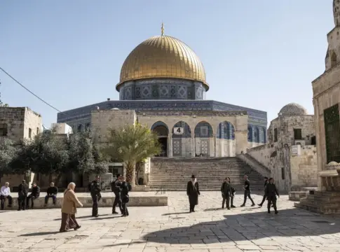 Segundo Templo hallado en la Ciudad Vieja de Jerusalén Baño ritual del periodo del Segundo Templo hallado en la Ciudad Vieja de Jerusalén