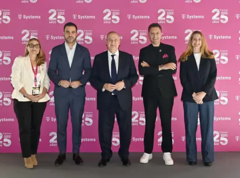 T-Systems T-Systems celebra su 25 aniversario.