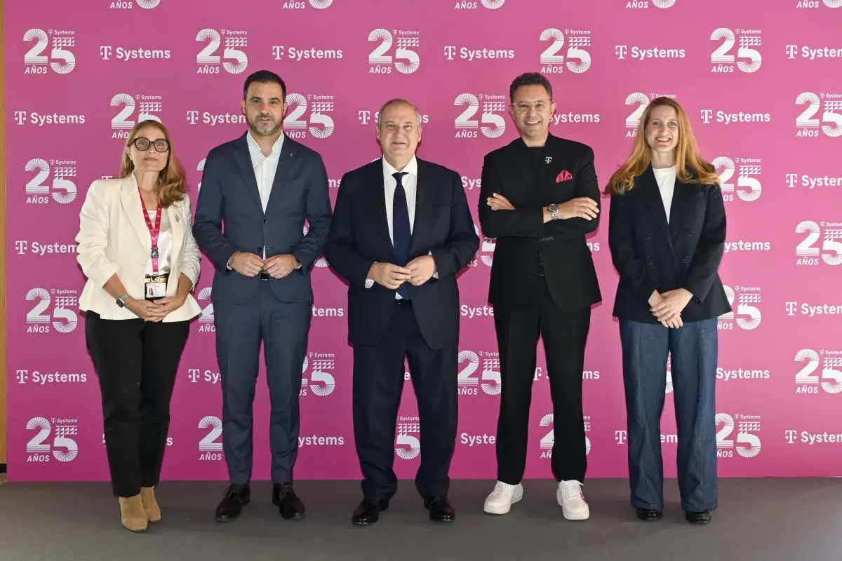 T-Systems T-Systems celebra su 25 aniversario.