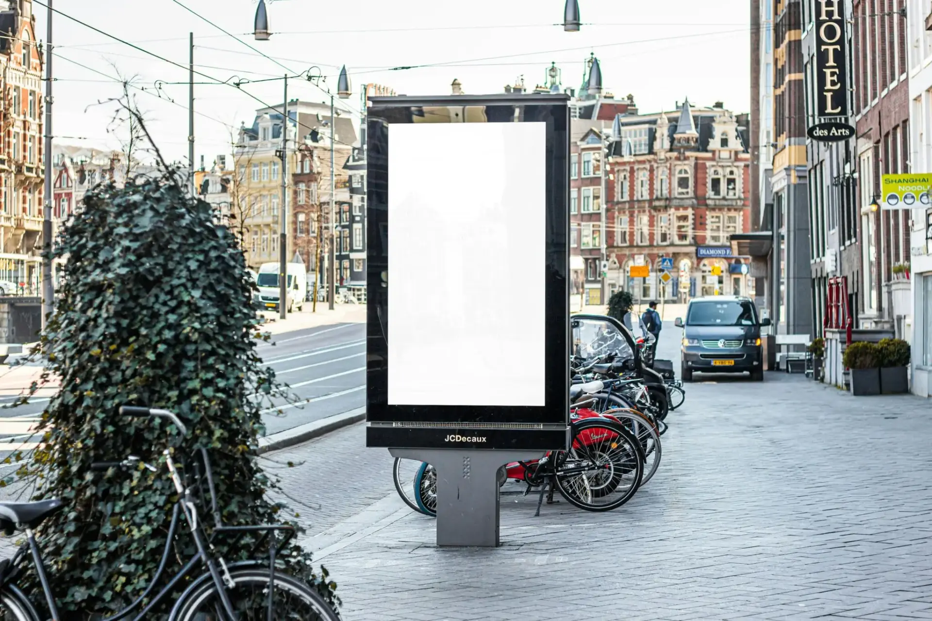 atresmedia-ampvia-publicidad-exterior-portada Atresmedia AMVIA
