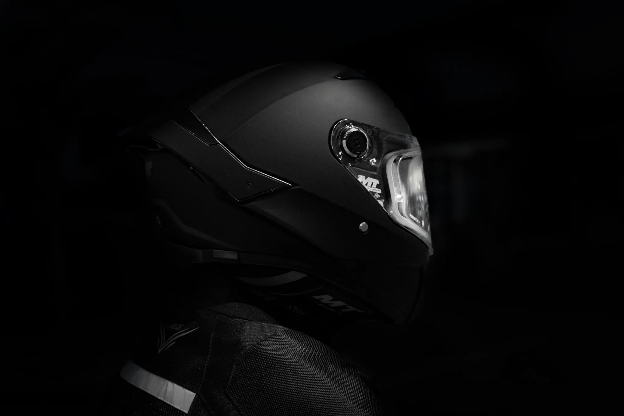 Mortalidad motoristas sube un 30% en una década: casi 500 fallecidos al año en España 1 Merca2 accidentes motos España