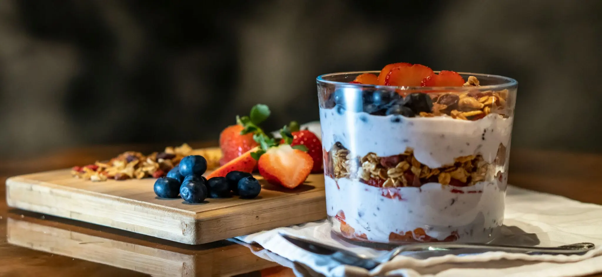 La proteína y la fibra: los nutrientes que una dietista pone en el desayuno para rendir toda la mañana 1 Merca2 nutrientes desayuno foco