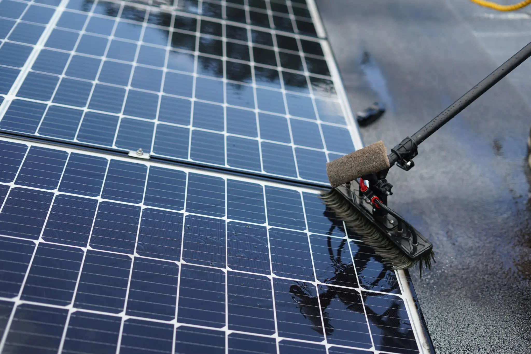 Gritt Robotics lleva la robótica solar a EE. UU. para instalar seis millones de paneles en dos años 1 Merca2 instalación de paneles solares