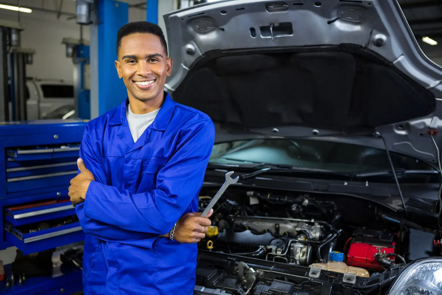 4 marcas de coche que más visitan el taller en España, según el informe de más de 10.000 talleres