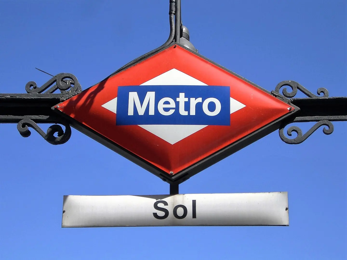 Pasaje directo en Metro de Madrid: 70 estaciones estrenan tornos inteligentes para pagar sin comprar billete Pasaje directo en Metro de Madrid: 70 estaciones estrenan tornos inteligentes para pagar sin comprar billete