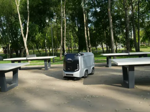 robotaxi-regulacion-ciudades-eeuu-tesla-portada robotaxi regulación