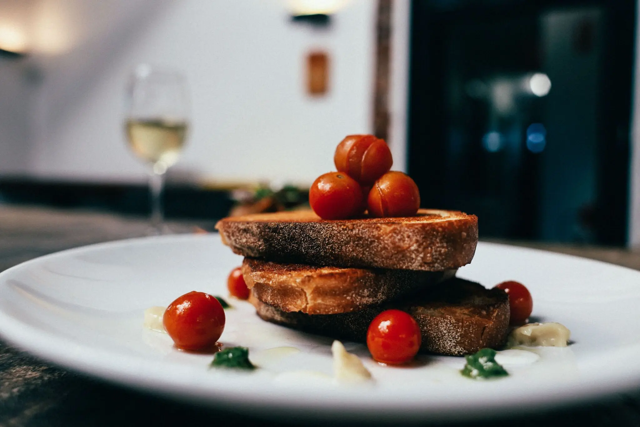 Dónde ir de tapas en Valladolid según los pucelanos: 22 sitios 3 Merca2 mejores bares de tapas en Valladolid